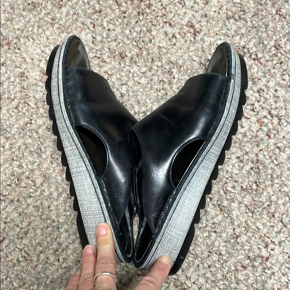 Naot Black Leather wedge Slide Sandals - Picture 8 of 10